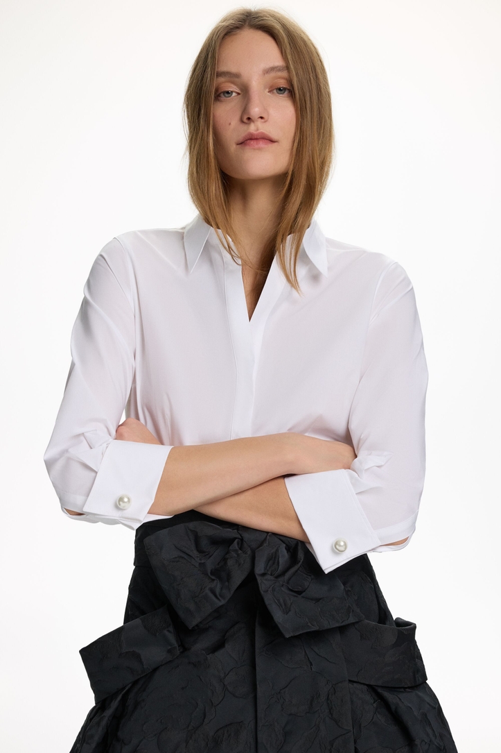 Poplin Fitted Shirt with Pearl Cufflinks