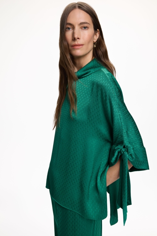 CREPE OVERSIZE TOP WITH CH JACQUARD
