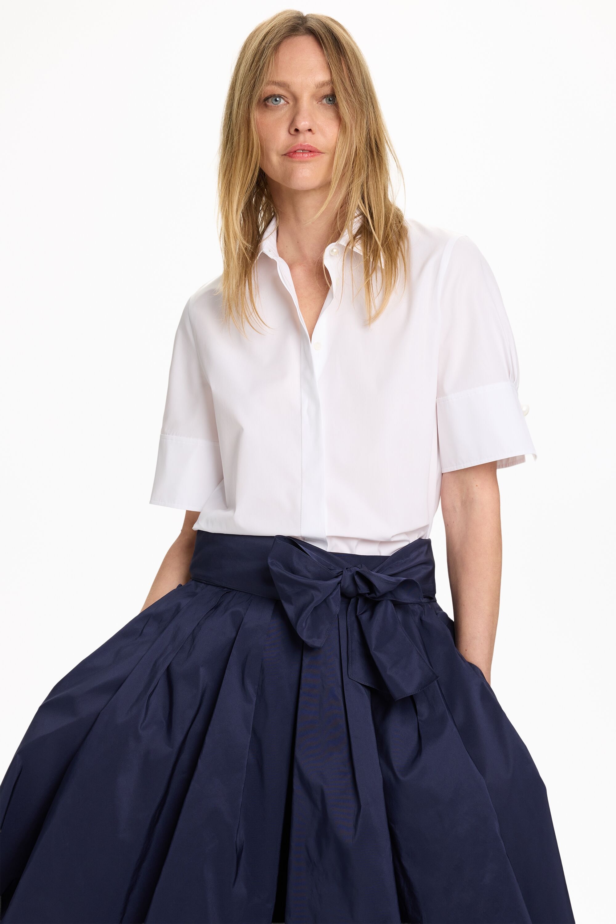 Poplin Straight-Fit Shirt with Pearl Cufflinks