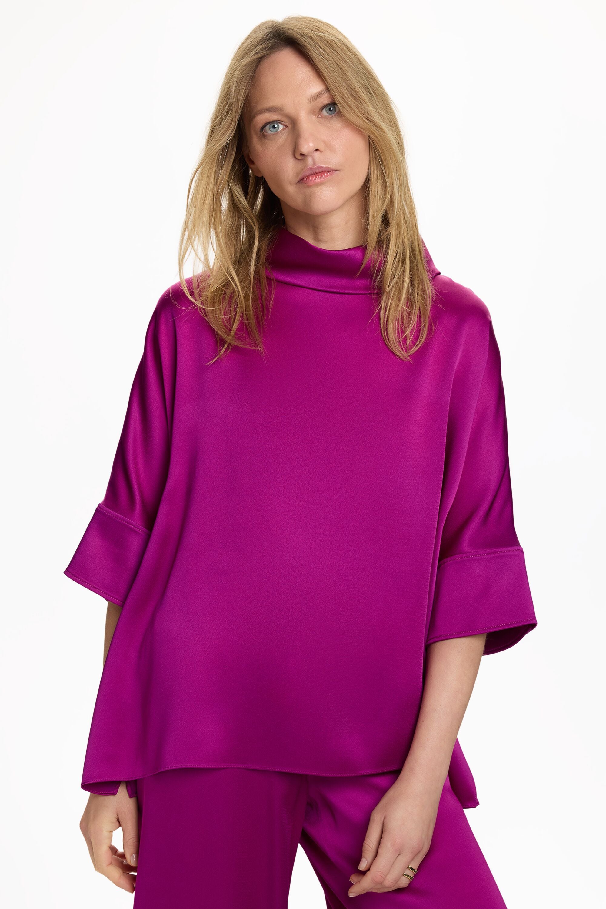 千織 Satin Crepé Oversize Top fuchsia - CH Carolina Herrera United States