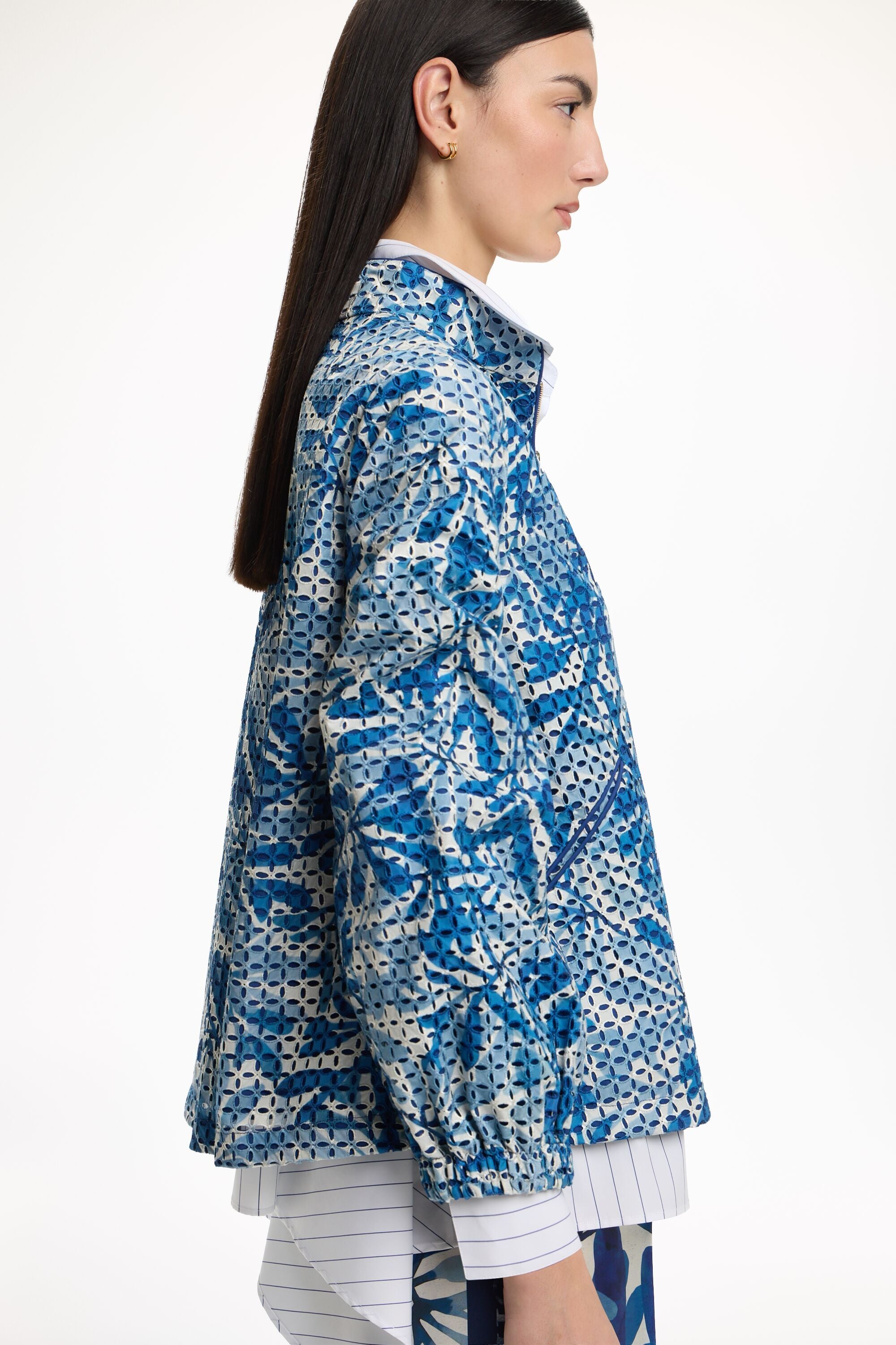 Seaflora Print Cut-Out Embroidered Nylon Jacket blue/ecru - CH