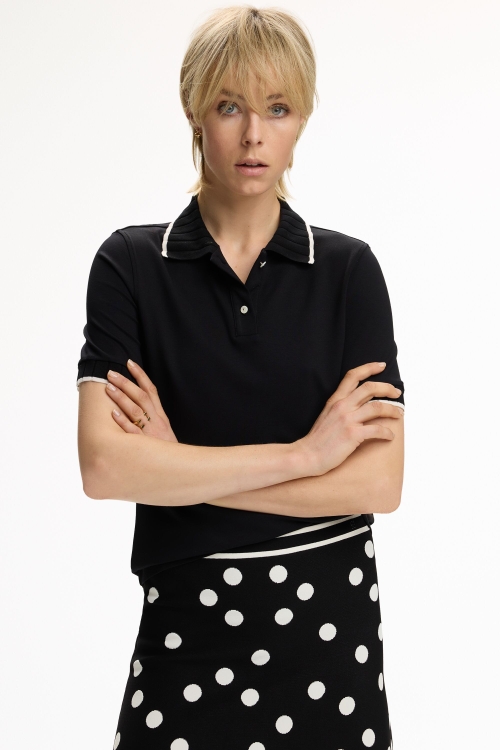KNIT FITTED POLO SHIRT
