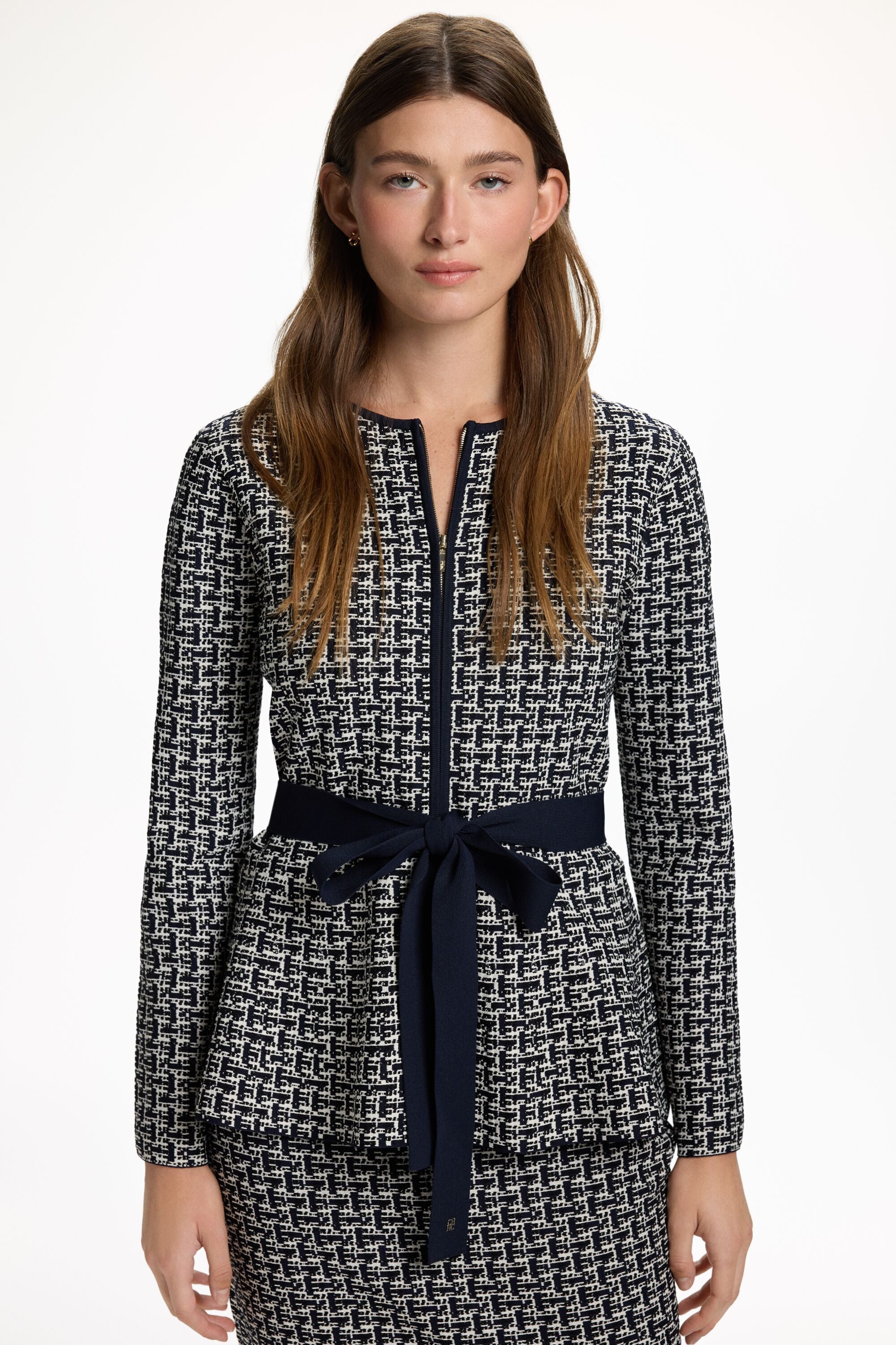 Jacquard Knit Peplum Jacket black/ivory - CH Carolina Herrera Jacquard Knit Peplum Jacket black/ivory - CH Carolina Herrera
