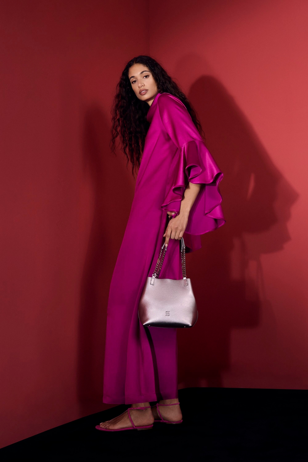 RUFFLED SATIN CREPÉ MIDI DRESS