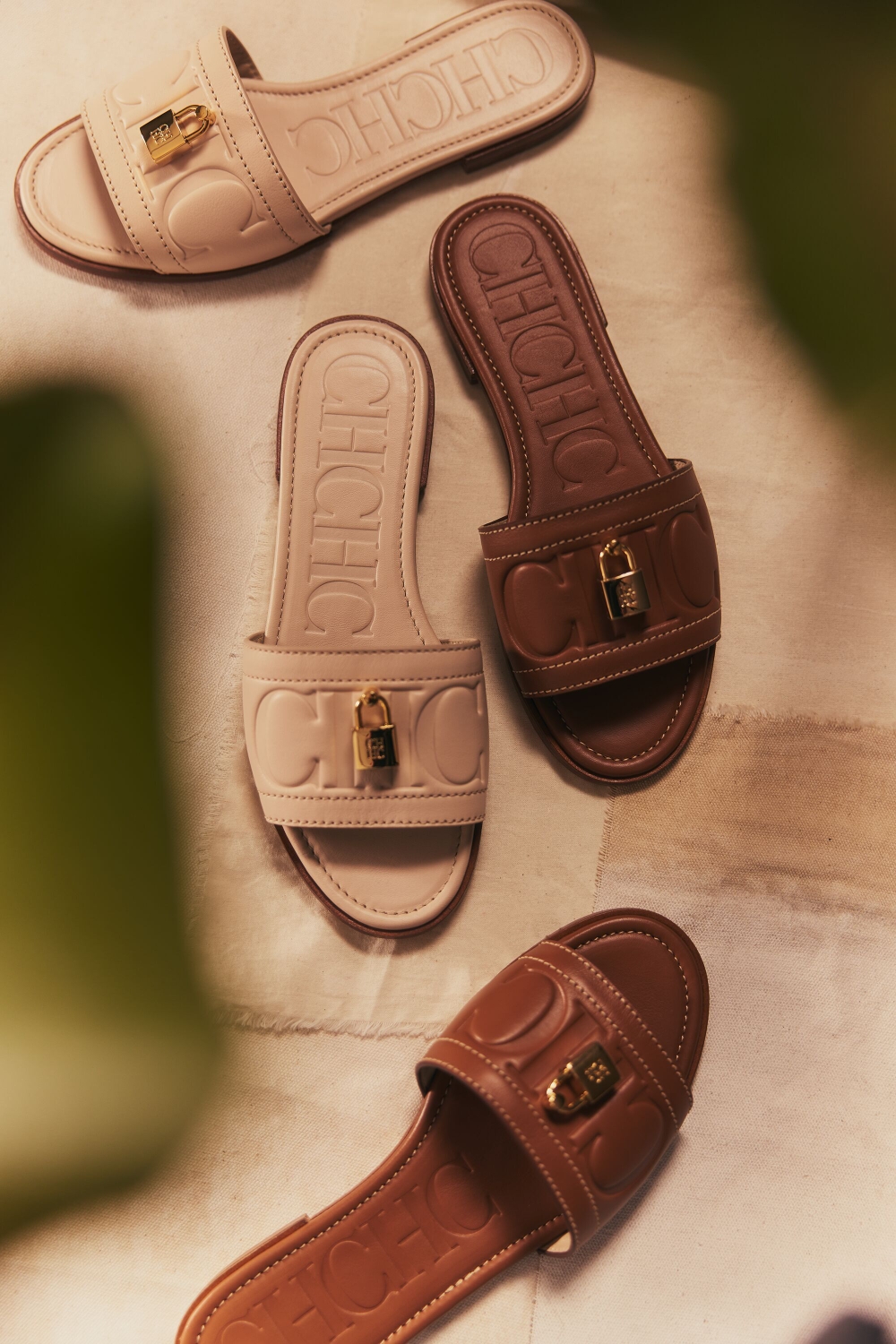 FACTORY LEATHER SLIDES