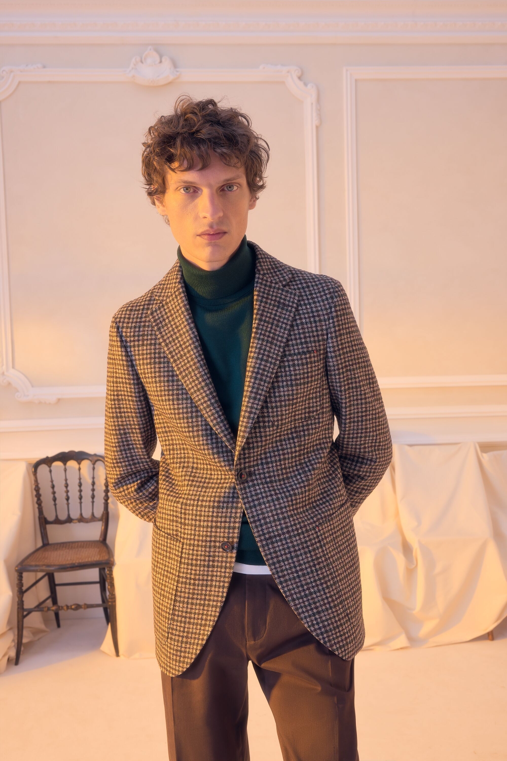 HOUDSTOOTH CHECKERED WOOL RELAXED FIT BLAZER