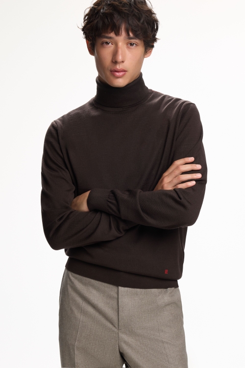 MERINO WOOL TURTLENECK SWEATER