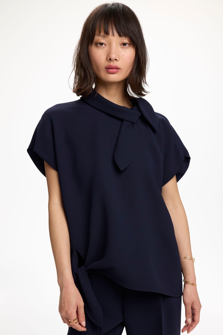 Crepé Oversize Top with Tied Ribbons