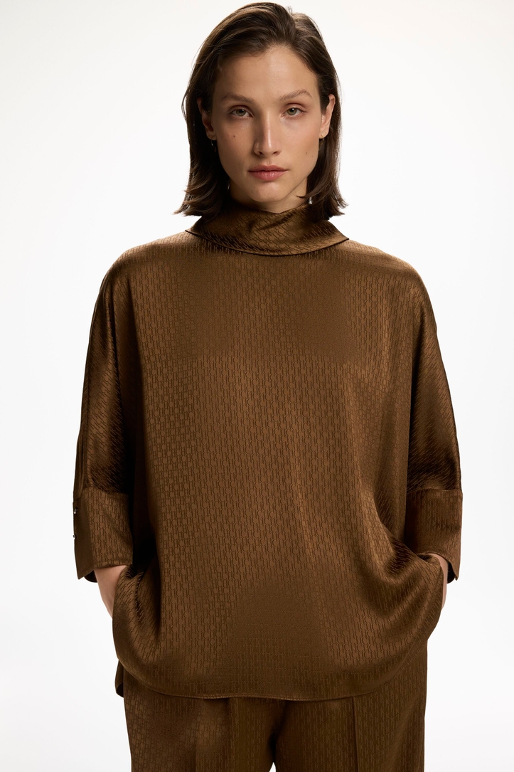 CH Jacquard Oversize Top