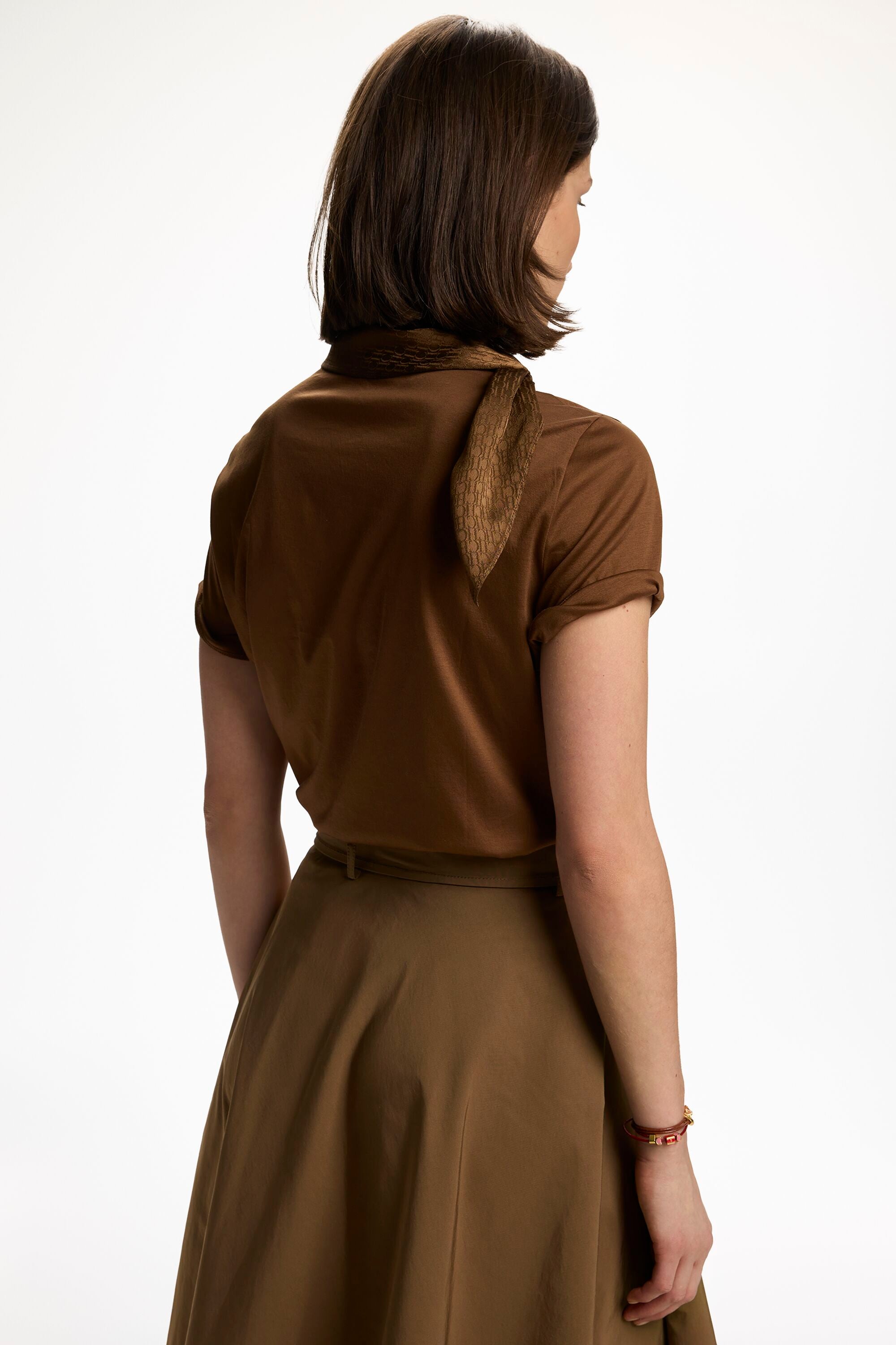Jersey Straight-Fit T-Shirt with CH Scarf dark camel - CH Carolina