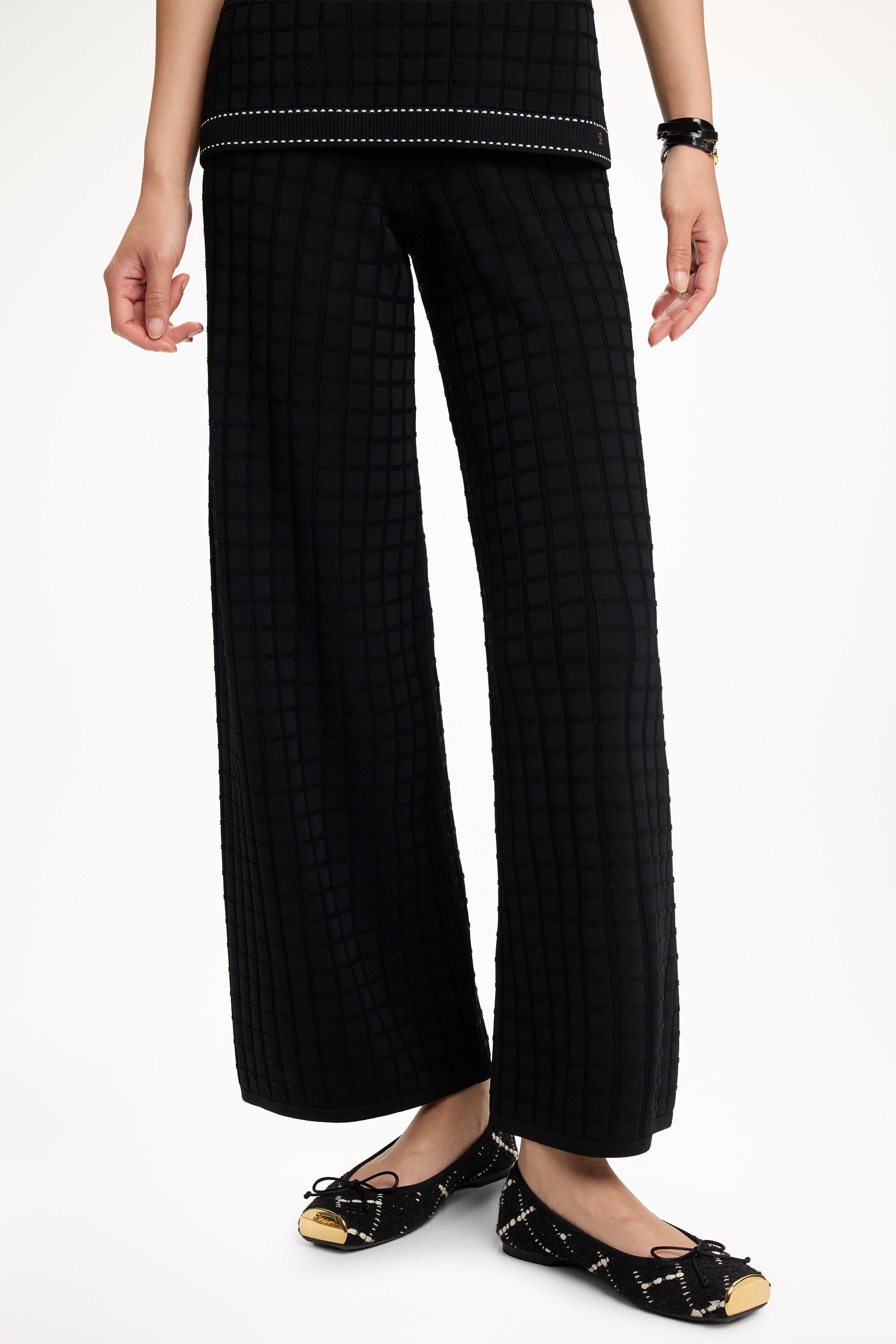 Textured Knit Straight-Leg Pants