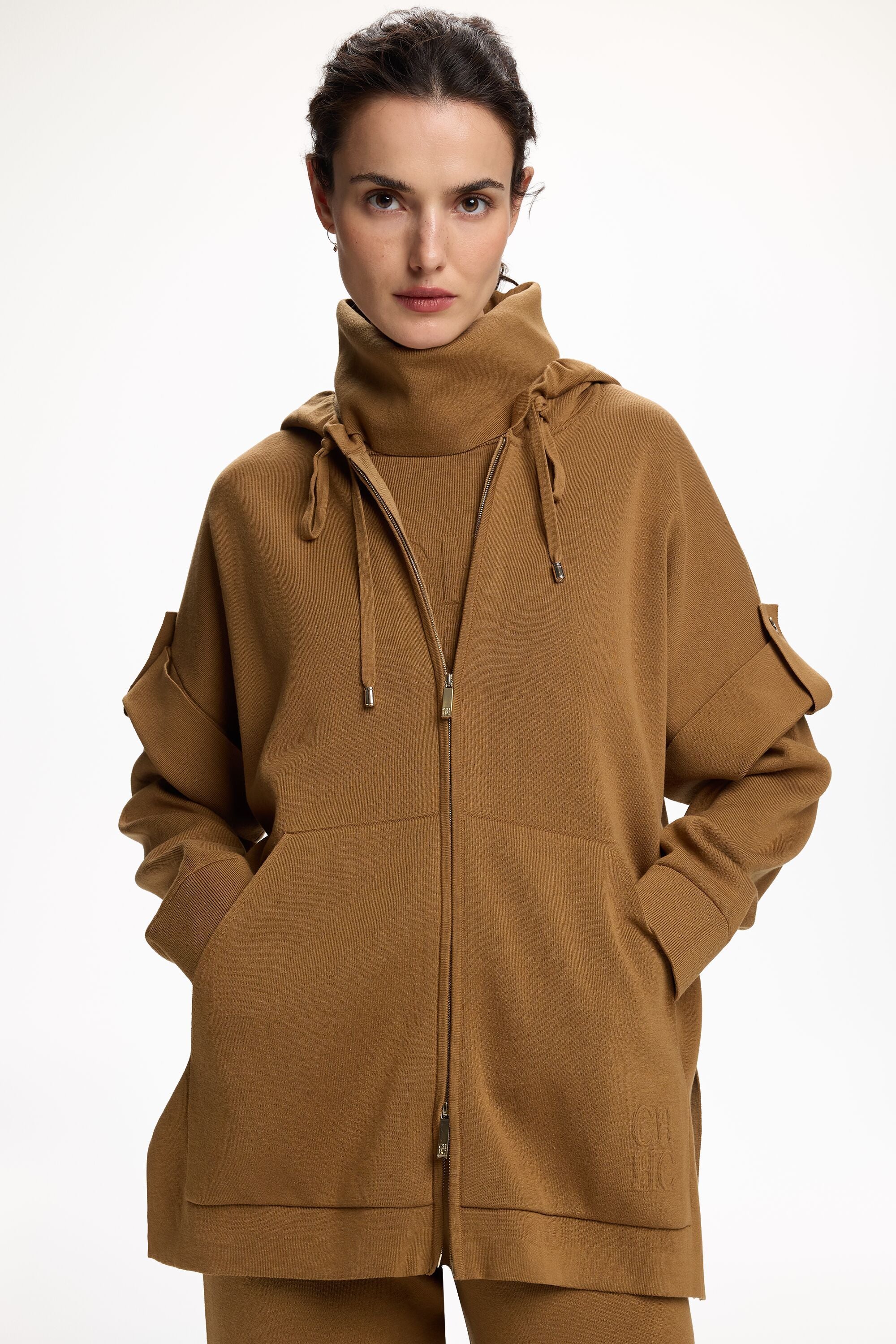 Hooded Double-Faced Knit Poncho camel - CH Carolina Herrera United