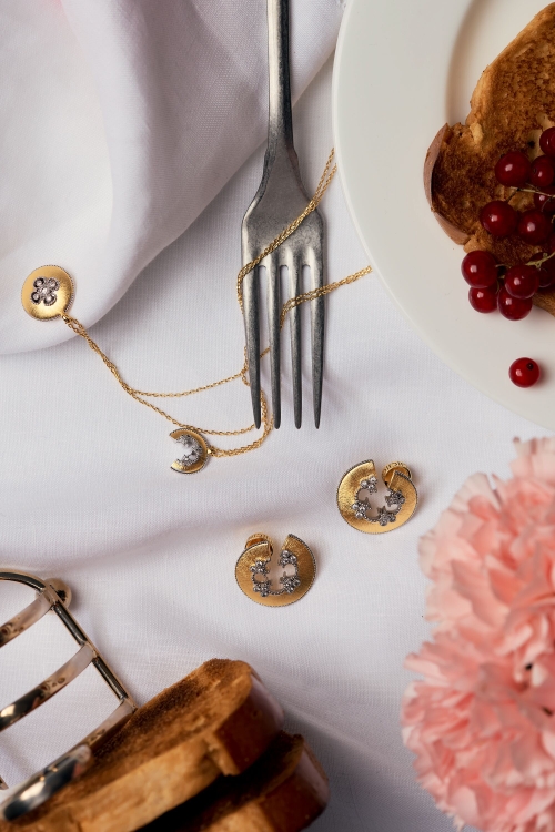 ROSETTA INSIGNIA MILGRAIN EARRINGS