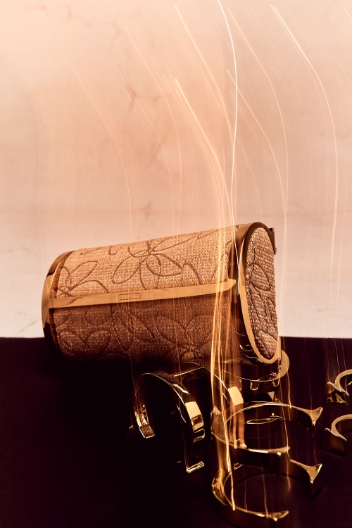 METROPOLITAN INSIGNIA | LARGE CLUTCH