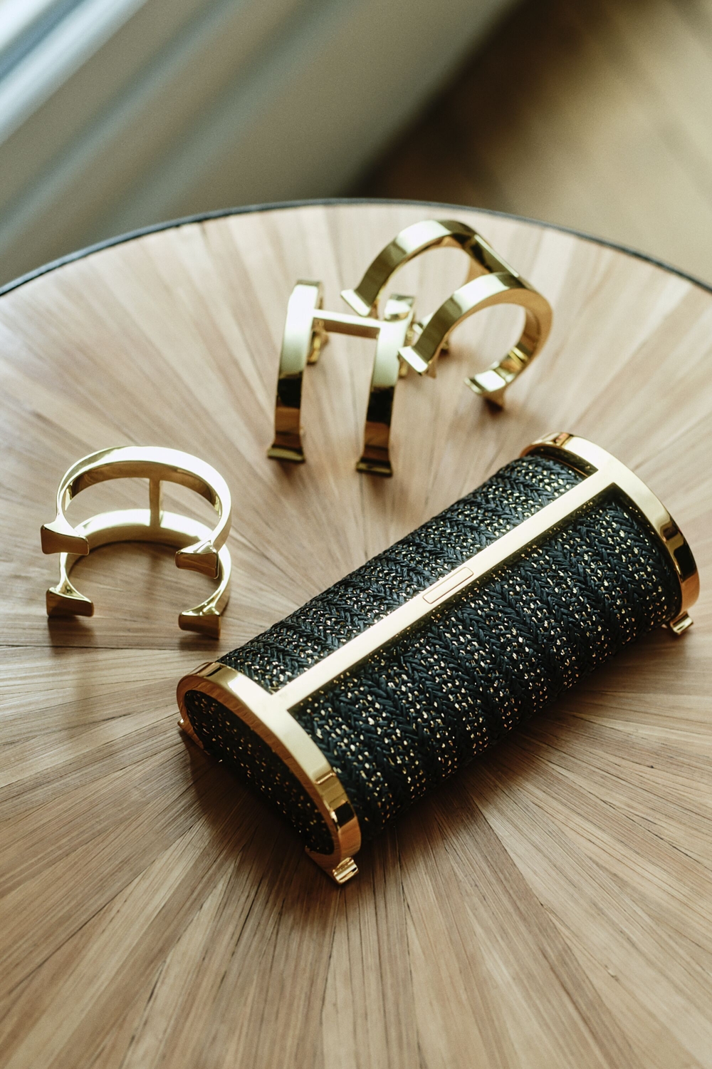 METROPOLITAN INSIGNIA | SMALL CLUTCH