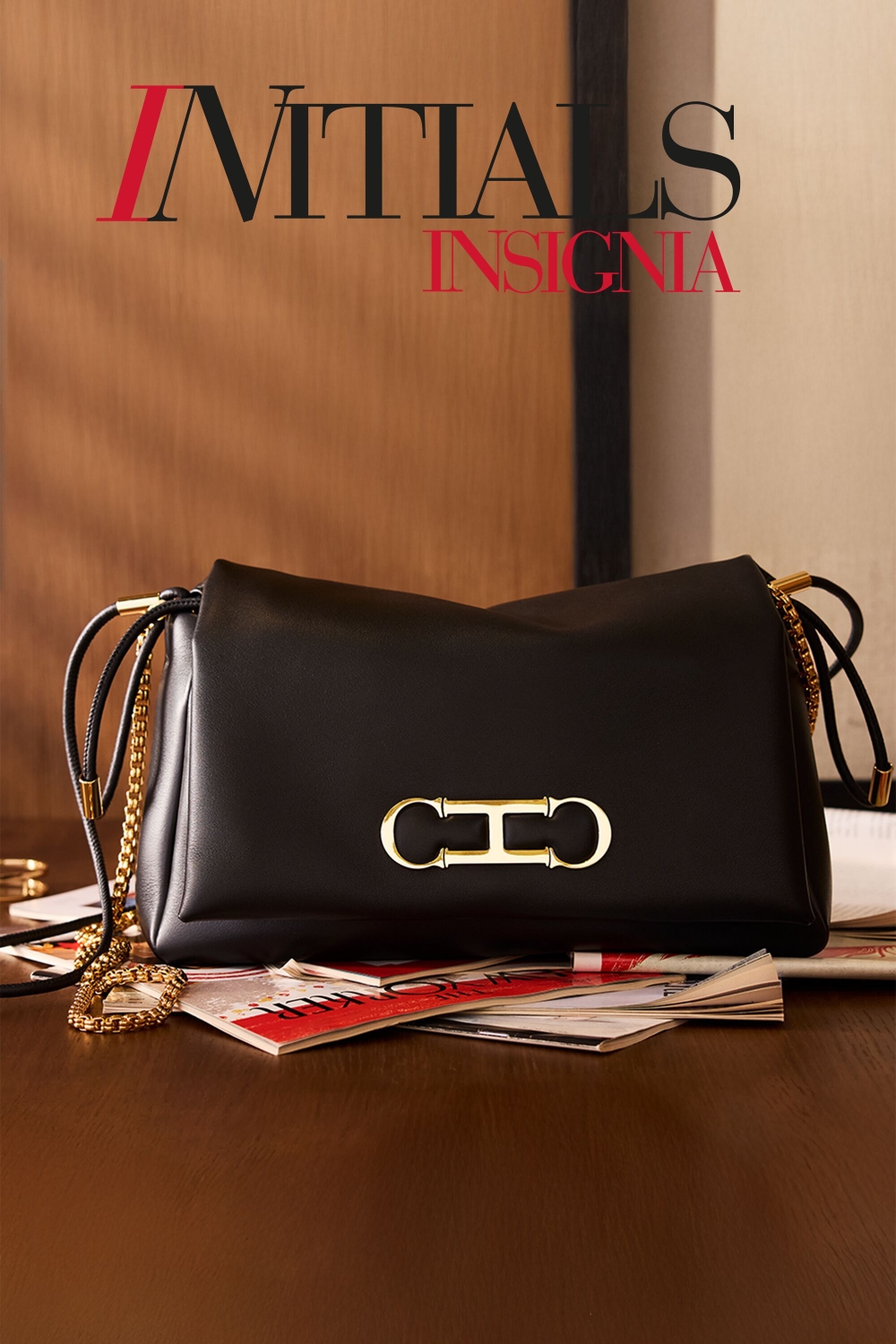 INITIALS INSIGNIA SOFT SHOULDER | BOLSO DE HOMBRO MEDIANO
