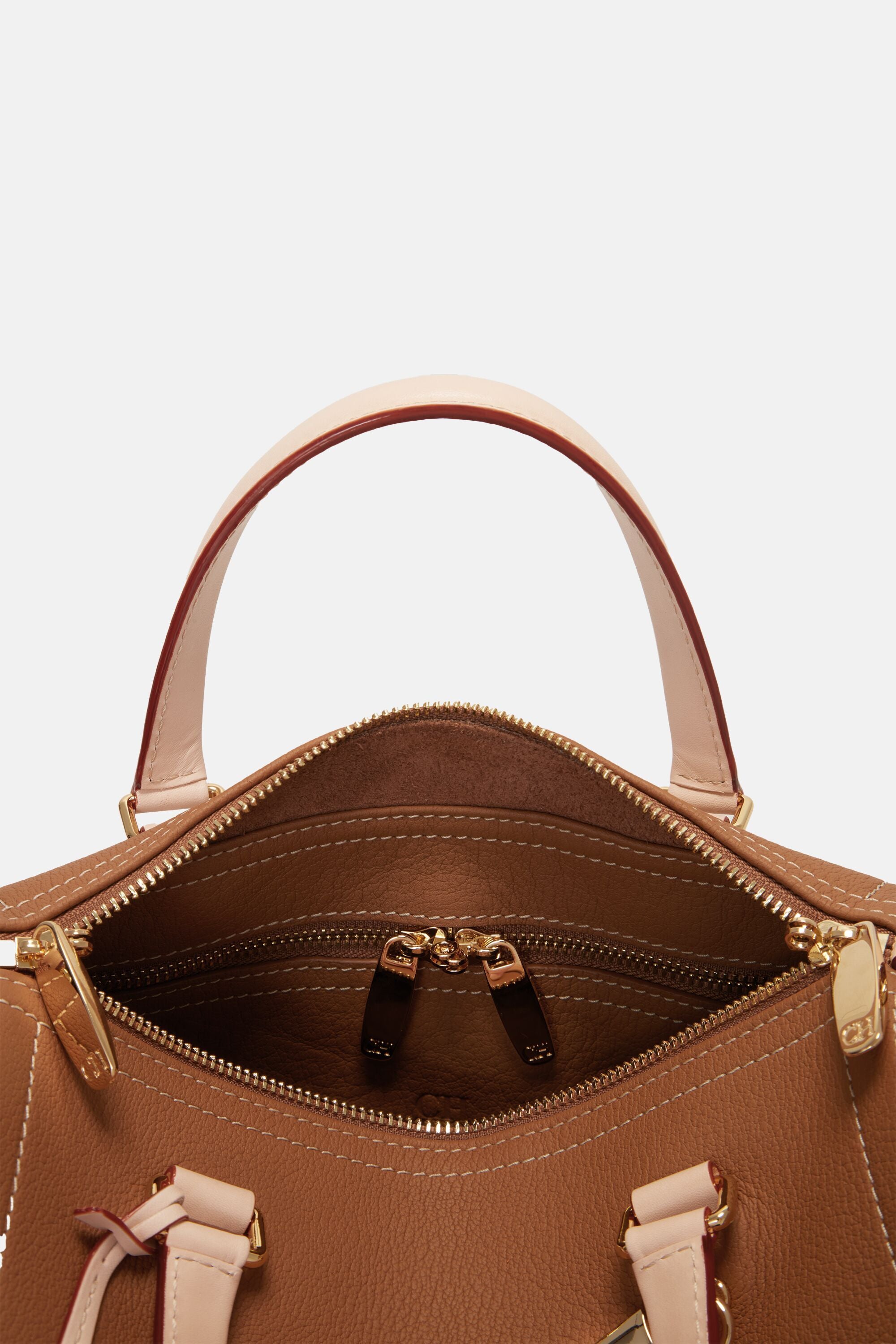 Andy 7 Locked | Medium Handbag cognac - CH Carolina Herrera United