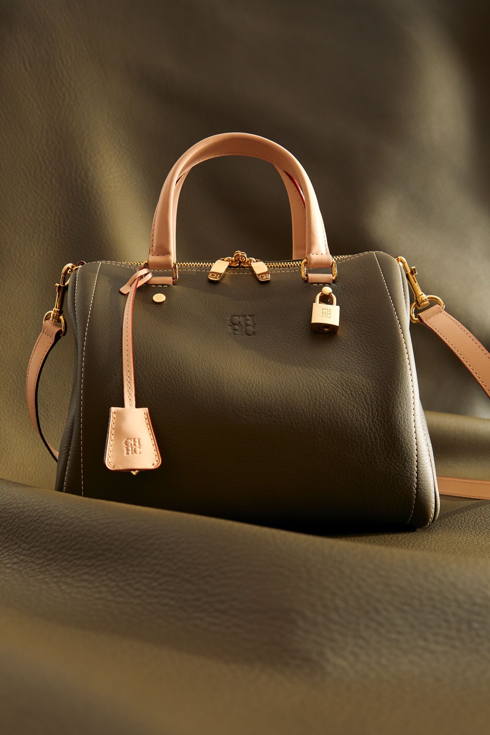 ANDY 7 LOCKED | BOLSO DE MANO MEDIANO