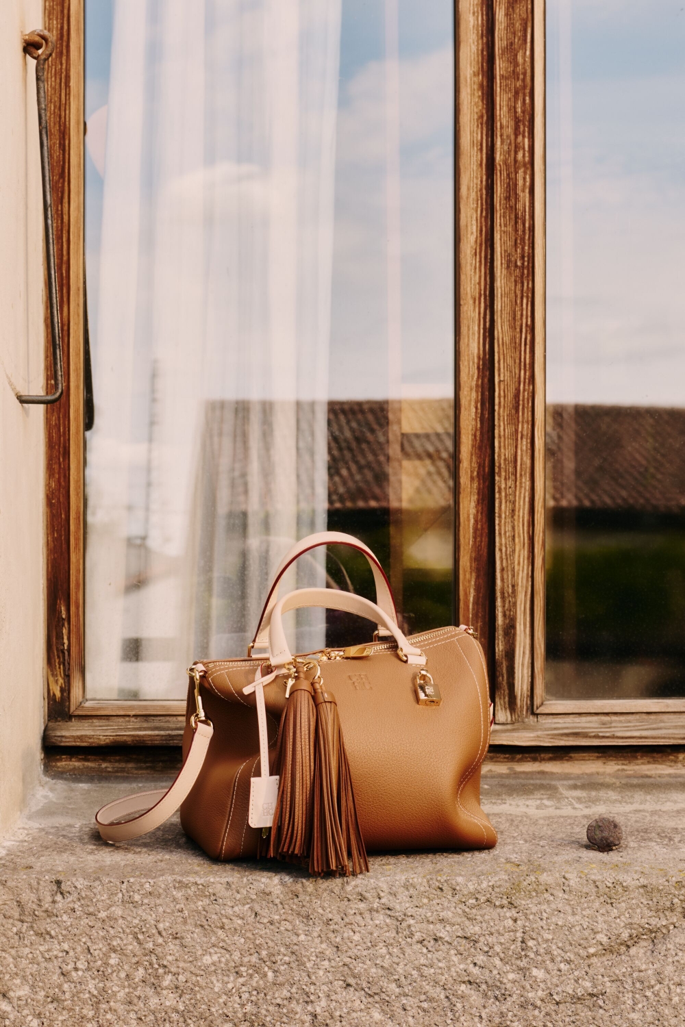 ANDY 7 LOCKED | BOLSO DE MANO MEDIANO