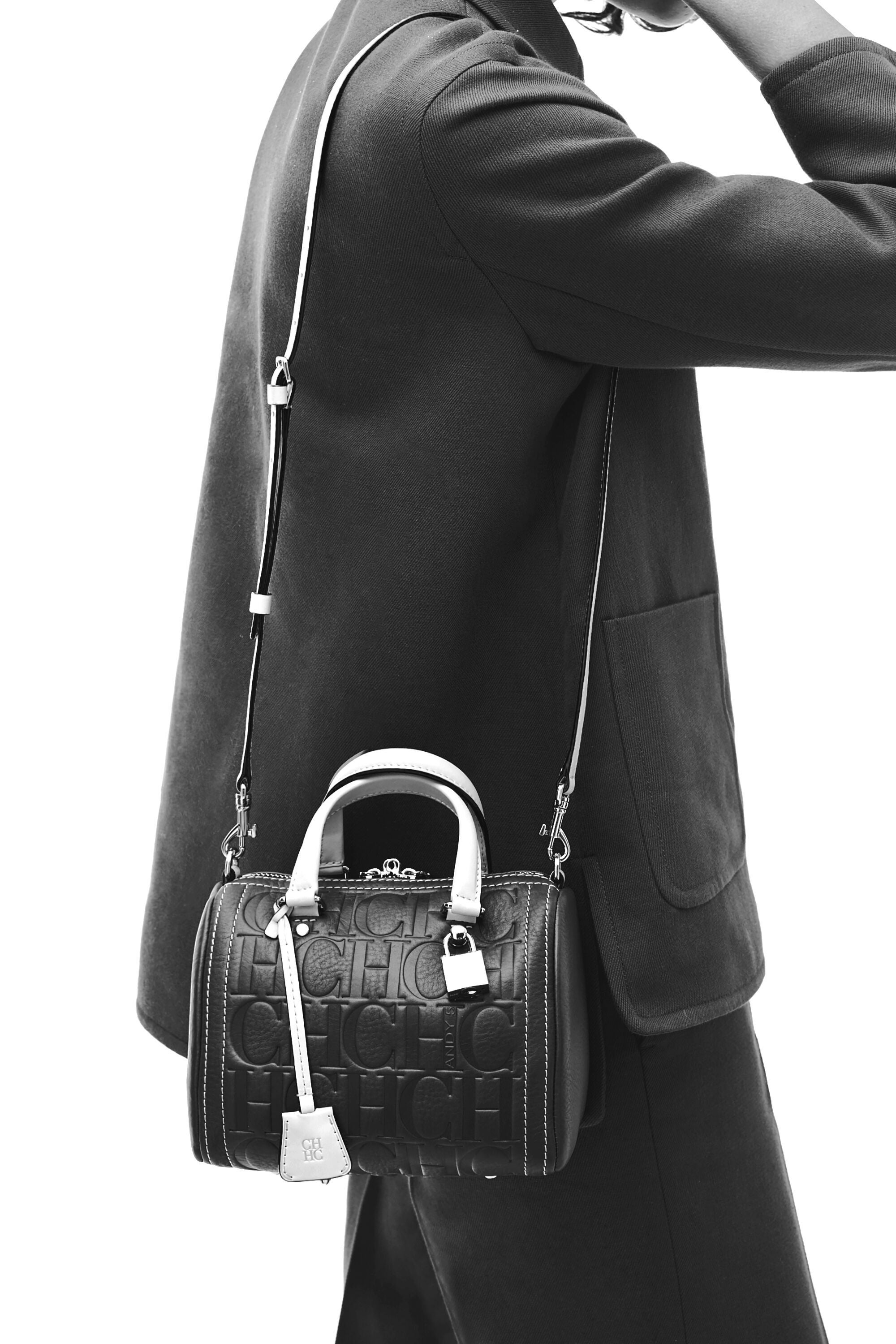 Andy 5 Locked | Mini Crossbody Bag almond - CH Carolina Herrera