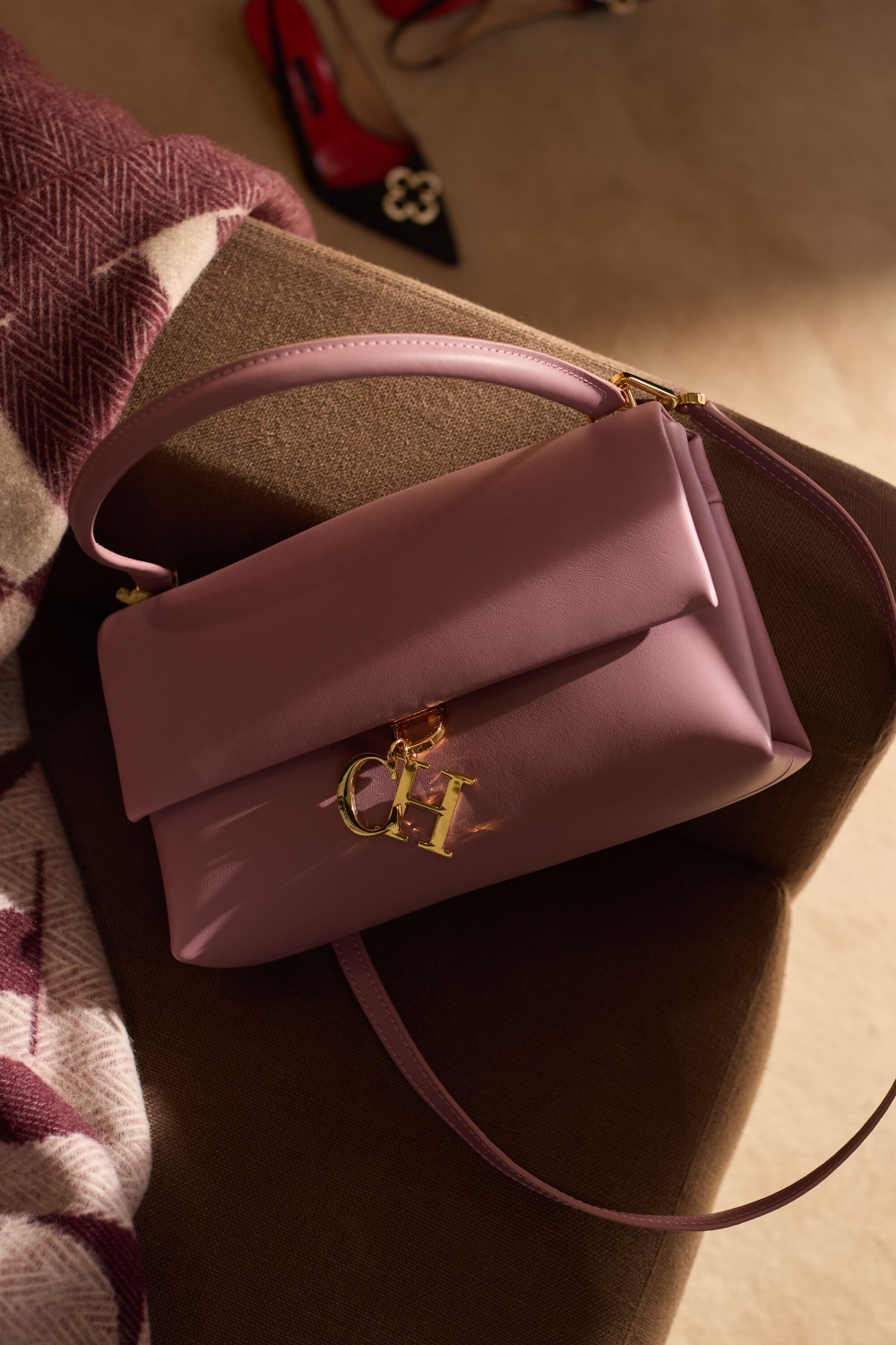 CAMELOT | MEDIUM SHOULDER BAG