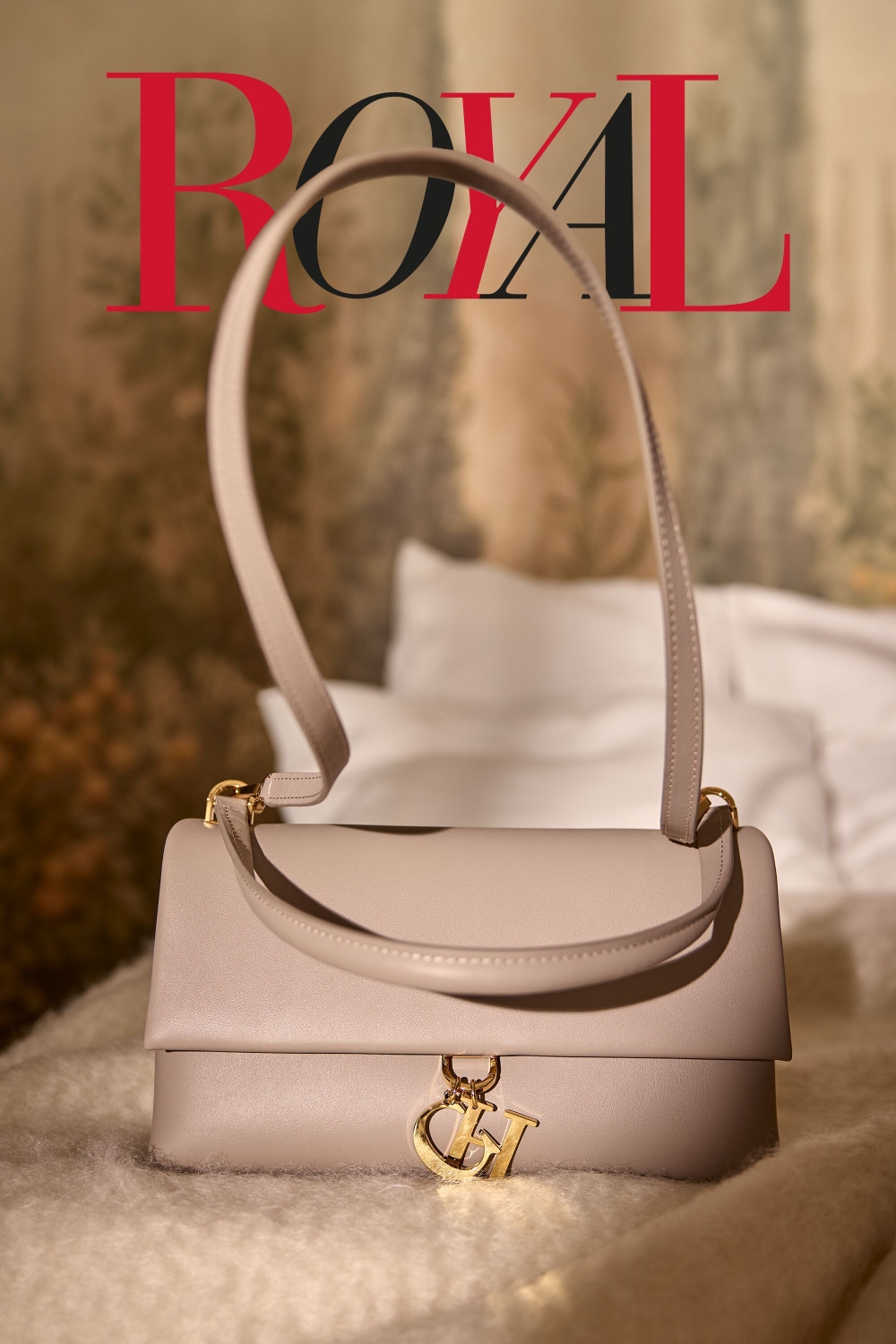 CAMELOT | MEDIUM SHOULDER BAG