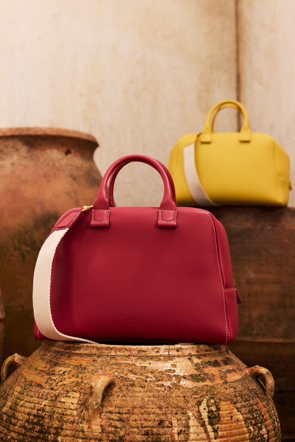 BLASÓN S | BOLSO DE MANO MEDIANO