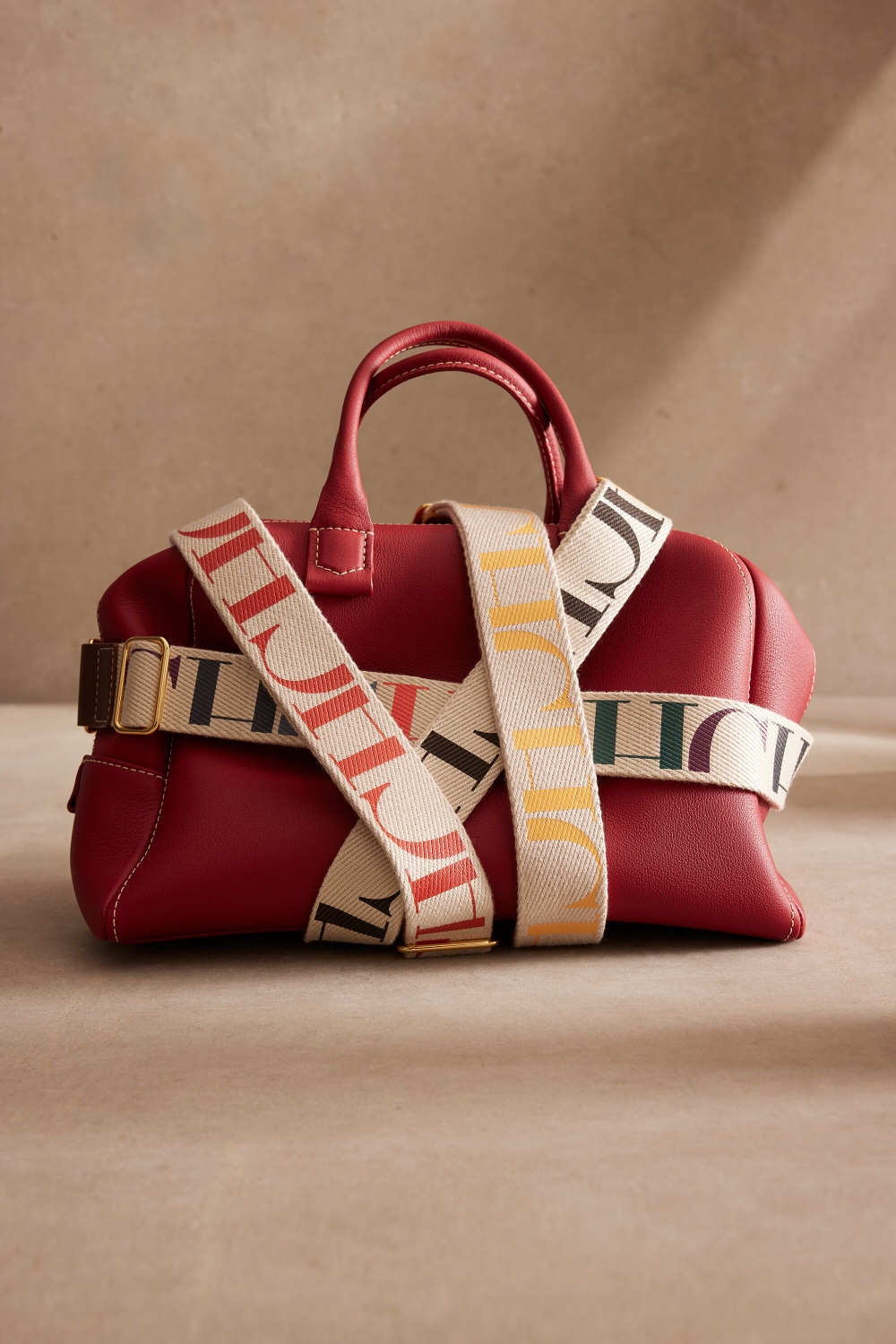 BLASÓN S | BOLSO DE MANO MEDIANO