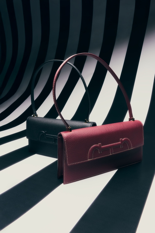 DOMA INSIGNIA POCHETTE | BOLSO DE HOMBRO PEQUEÑO