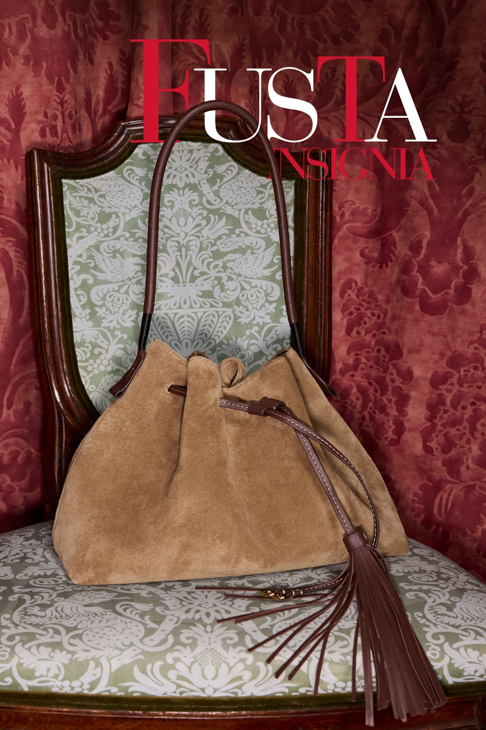 FUSTA INSIGNIA BUCKET | MEDIUM SHOULDER BAG