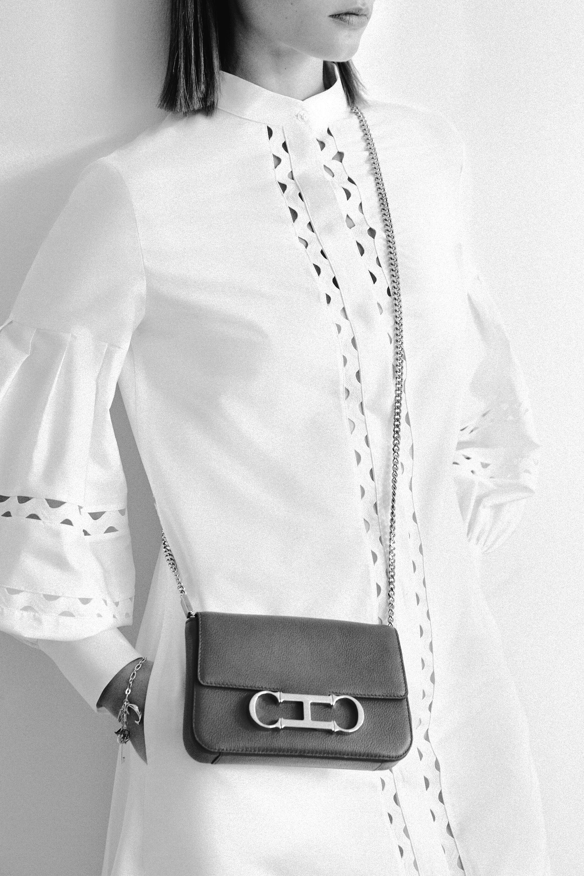 Initials Insignia  Small belt bag khaki - CH Carolina Herrera
