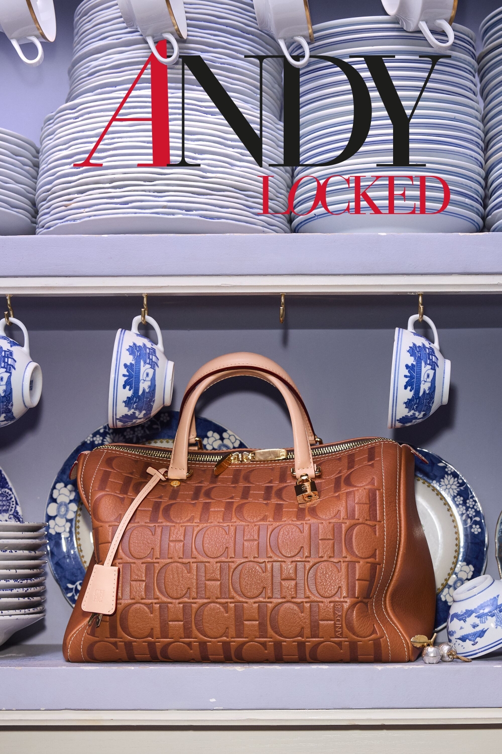 ANDY 8 LOCKED | MEDIUM HANDBAG