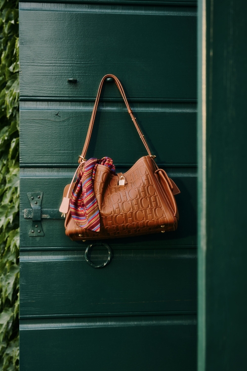 ANDY LOCKED MULTIPOCKET SHOULDER | MEDIUM SHOULDER BAG