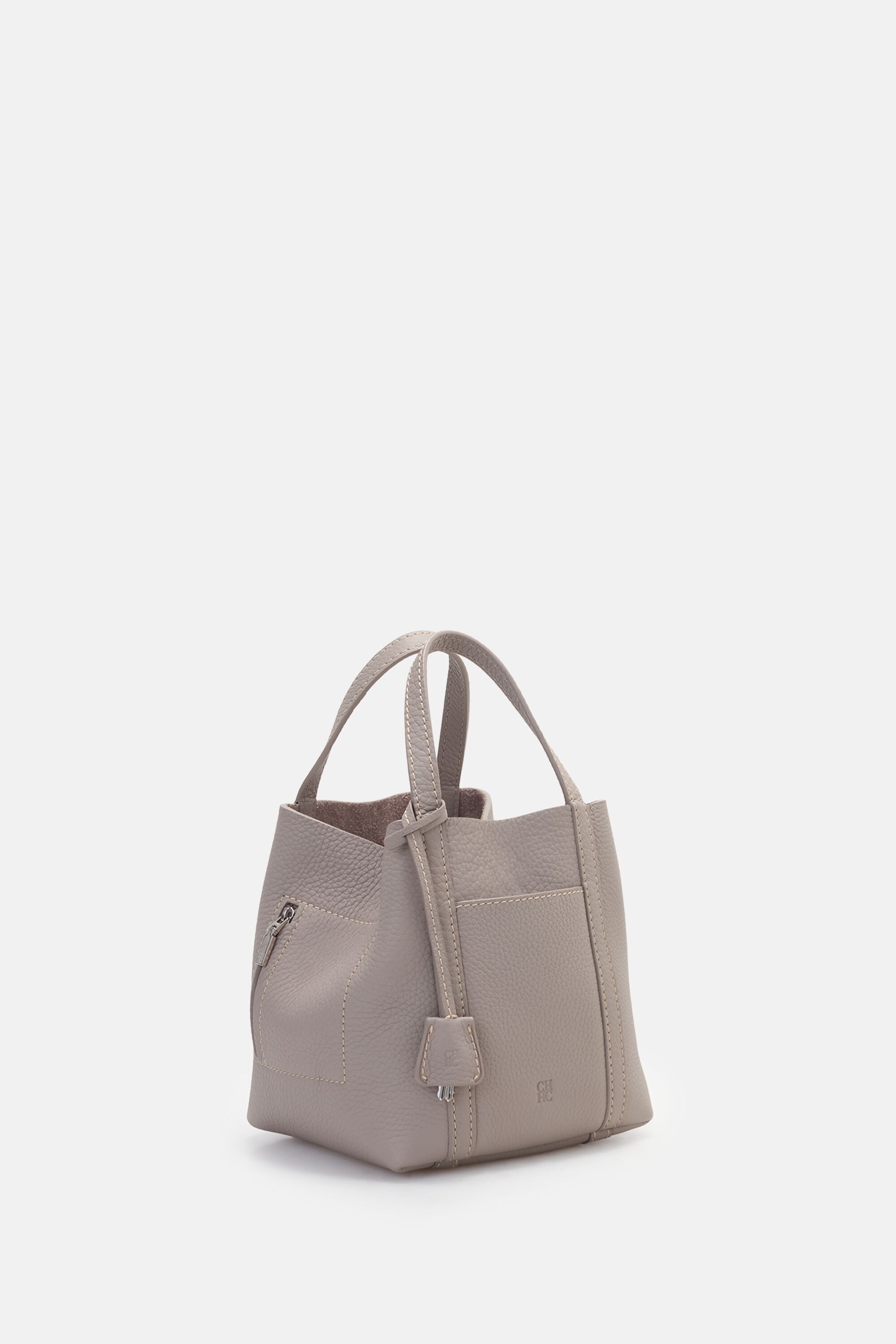 ch!iiibag チーバッグ パーカー グレージュ Matryoshka Pocket | Small Handbag trench - CH Carolina Herrera