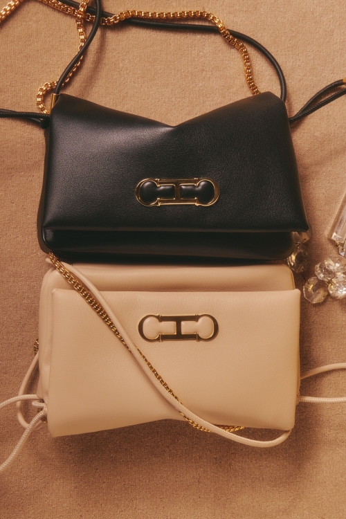 INITIALS INSIGNIA SOFT CROSSBODY | BOLSO BANDOLERA PEQUEÑO