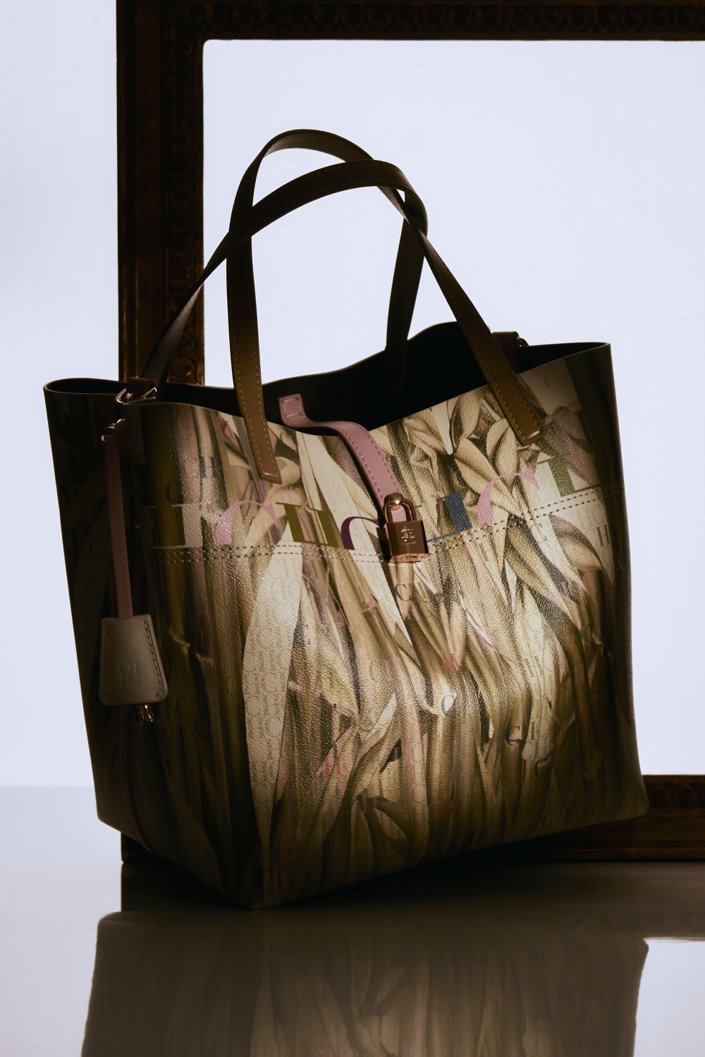 MATRYOSHKA LOCKED M | MEDIUM HANDBAG