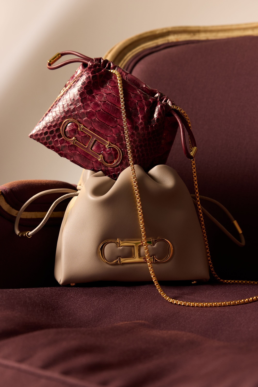 INITIALS INSIGNIA SOFT BUCKET | SMALL CROSSBODY BAG