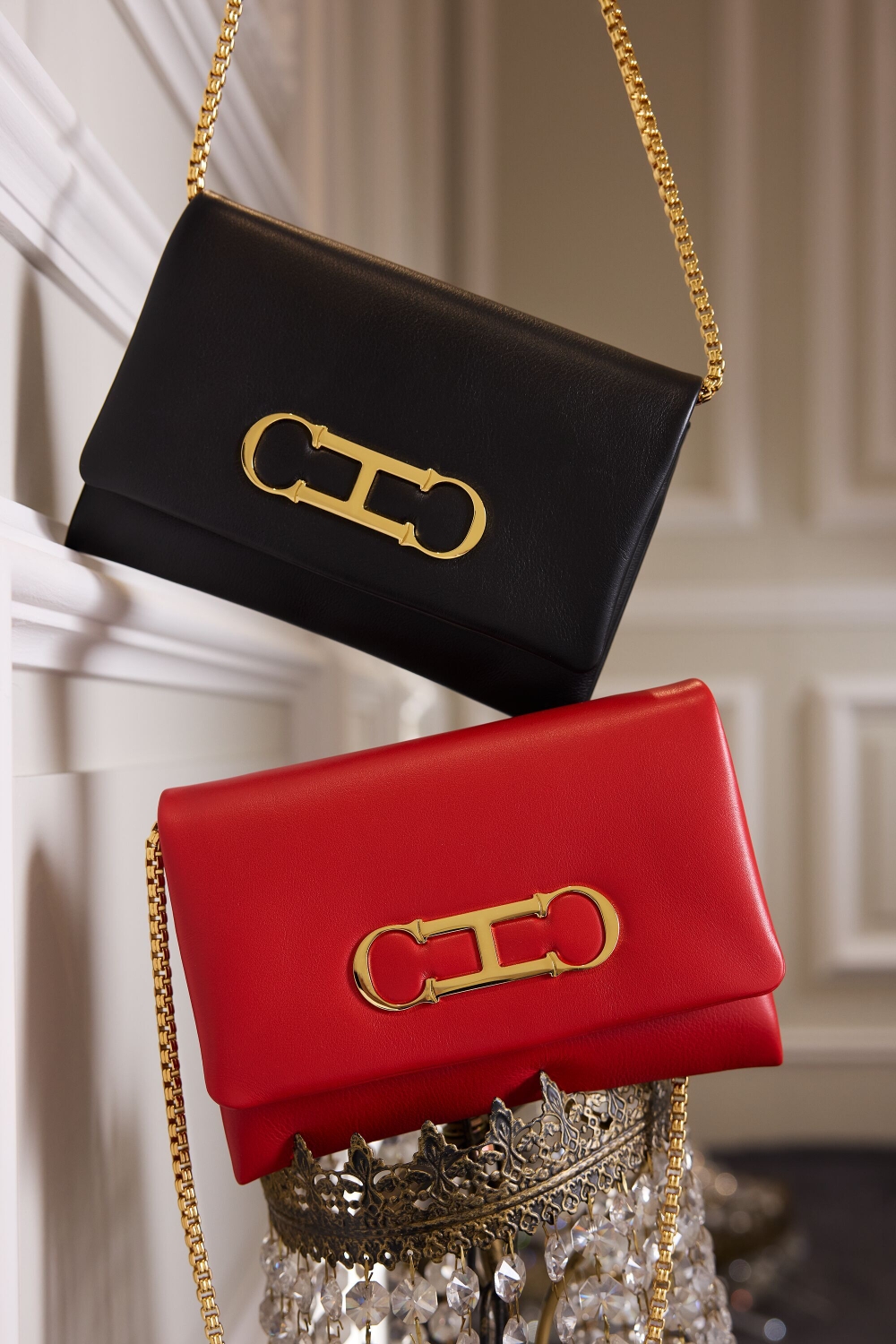 INITIALS INSIGNIA SOFT | CLUTCH MEDIANO