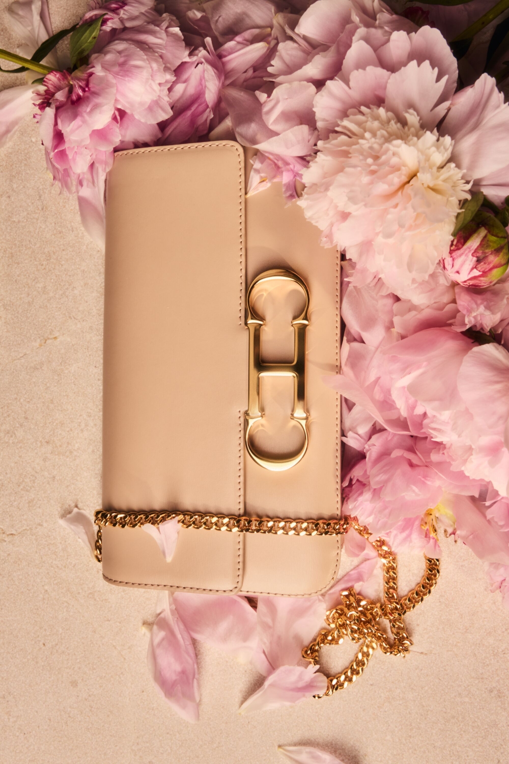 INITIALS INSIGNIA CLUTCH | CLUTCH PEQUEÑO