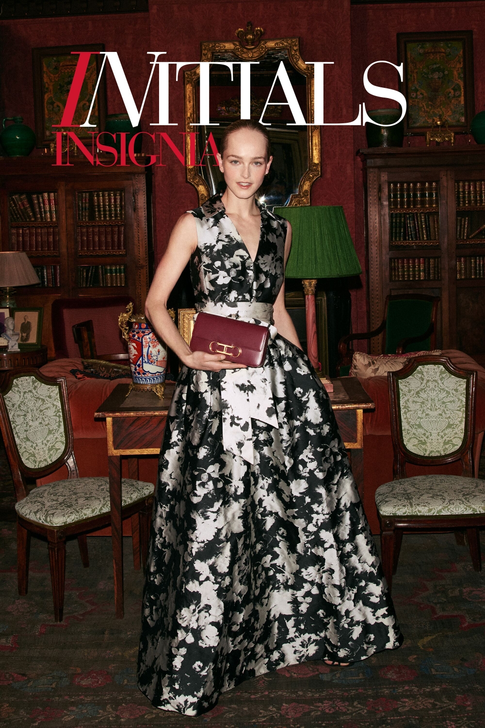 INITIALS INSIGNIA CLUTCH | SMALL CLUTCH