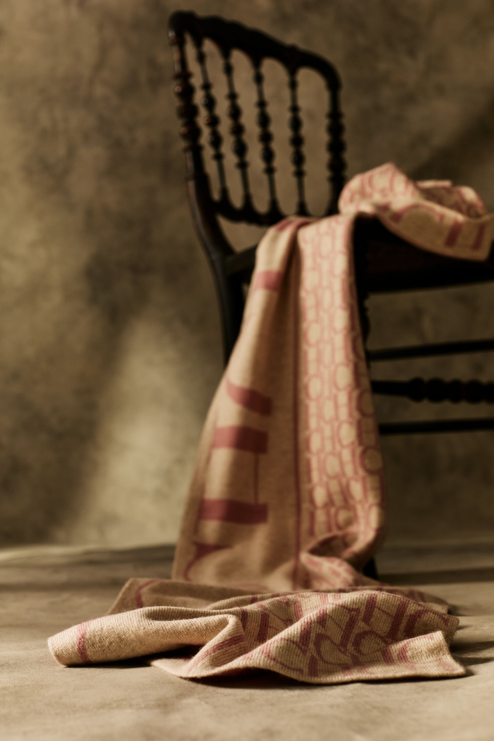 CH MERINO WOOL SCARF