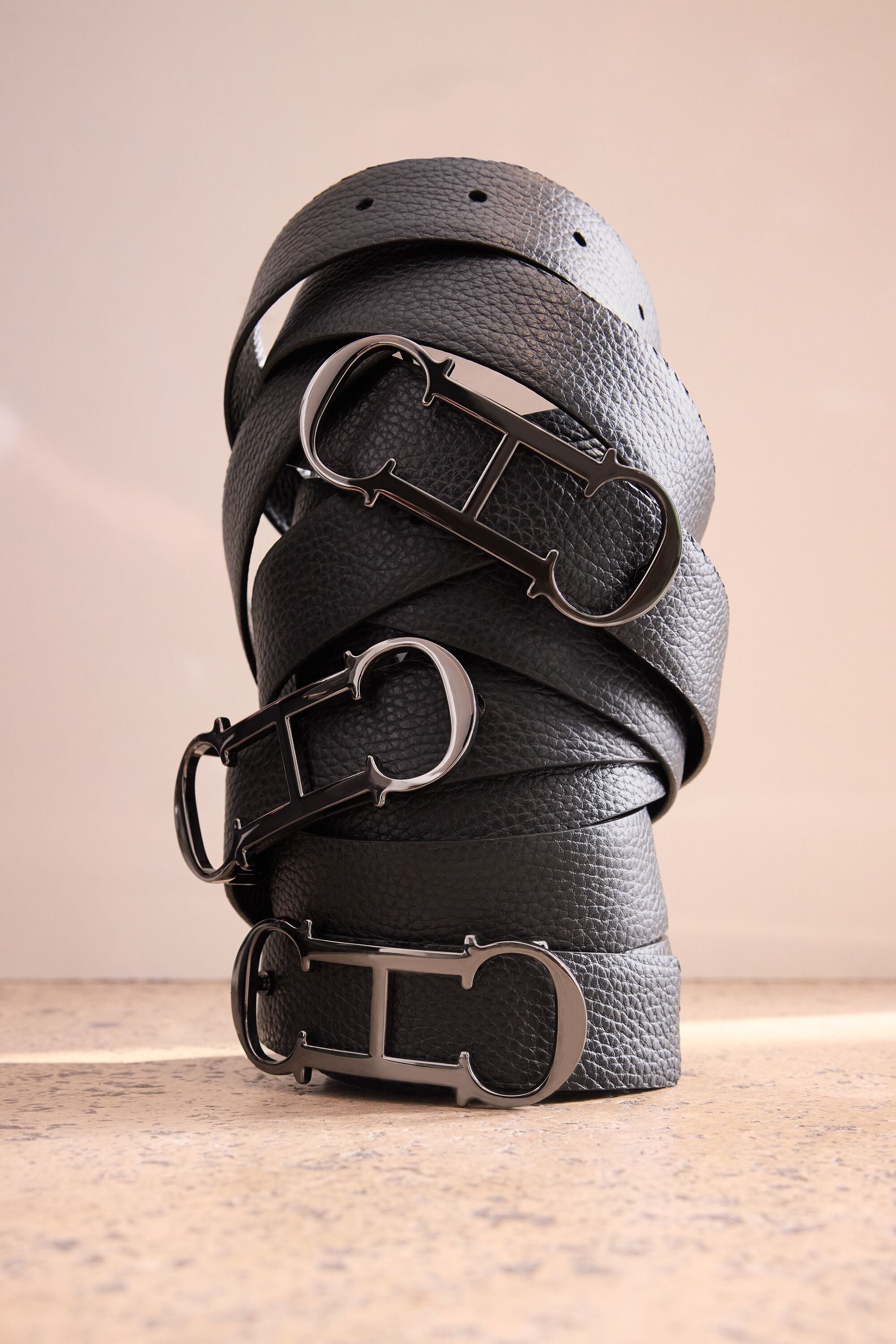 carolina herrera hombre accesorios