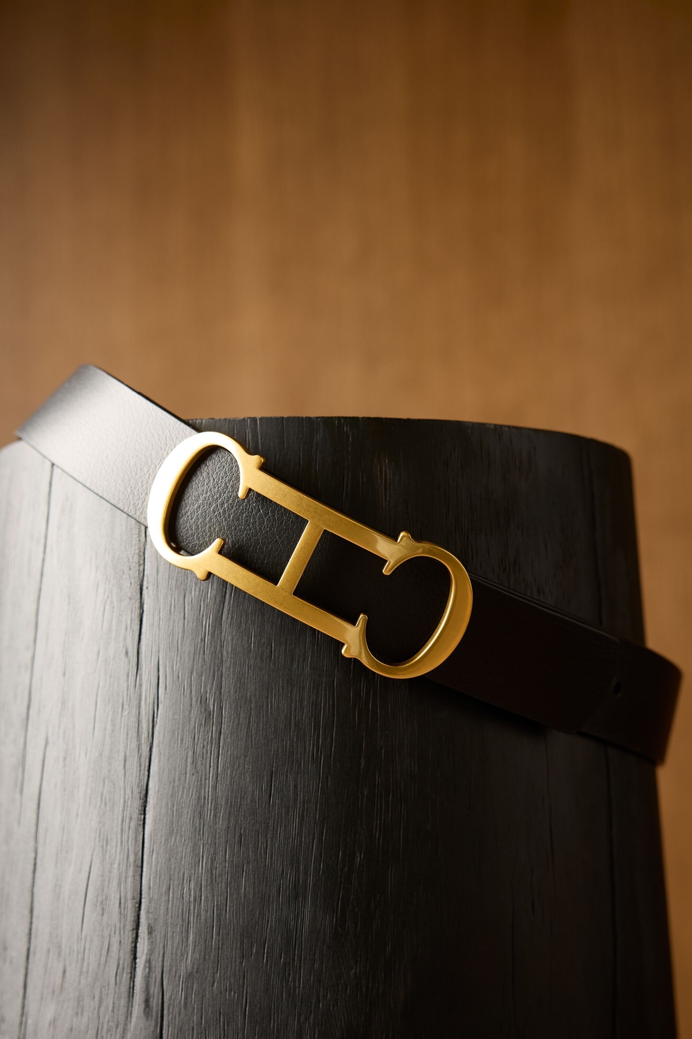 INITIALS INSIGNIA | CINTURÓN ANCHO REVERSIBLE