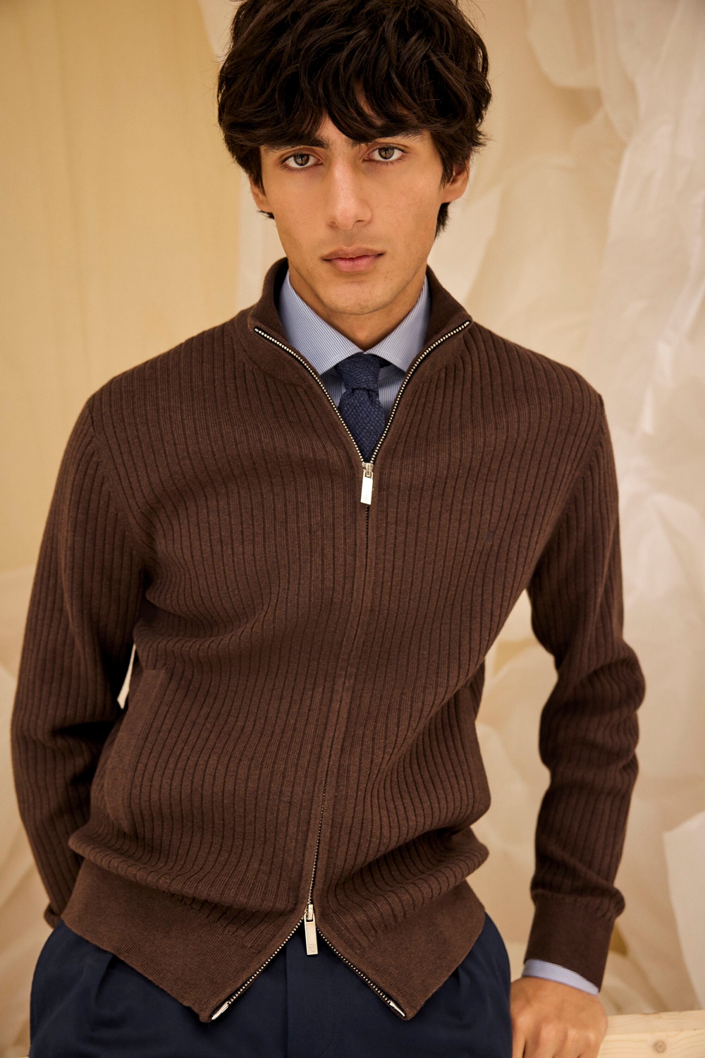 FALSE PLAIN WOOL AND SILK TIE