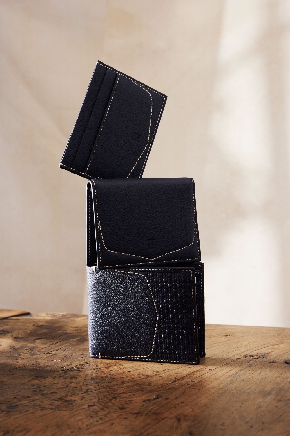 BLASÓN | FOLD OVER CARD HOLDER
