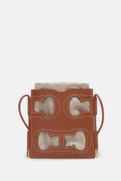 Doma Insignia Cut Out | Cross body wallet