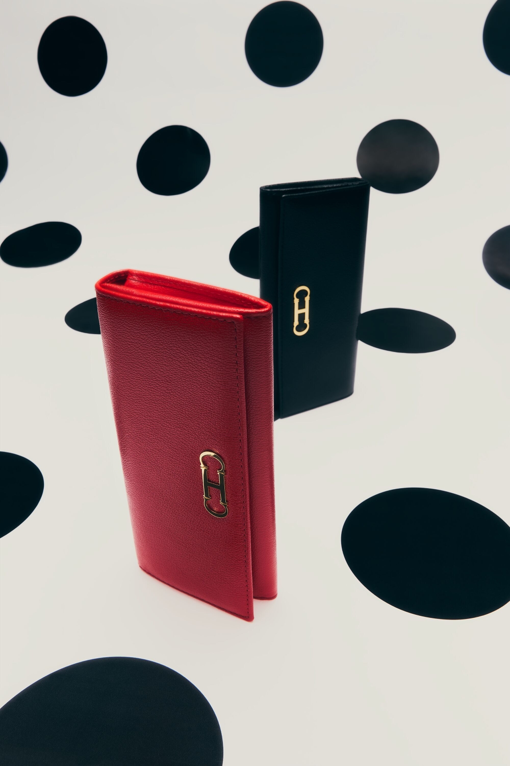 INITIALS INSIGNIA | AMERICAN FLAP WALLET