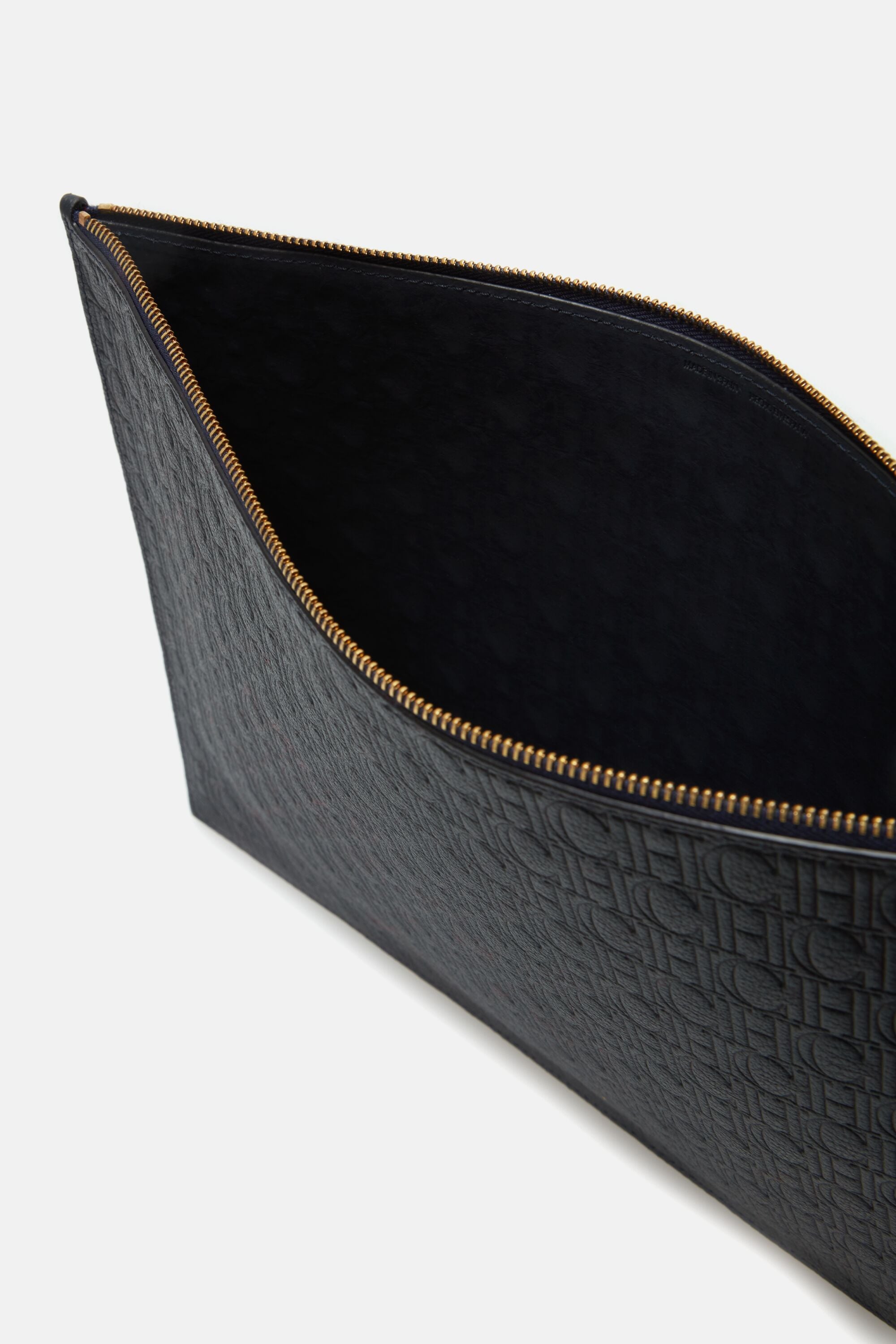 Shopping | Universal pouch navy - CH Carolina Herrera United Arab Emirates