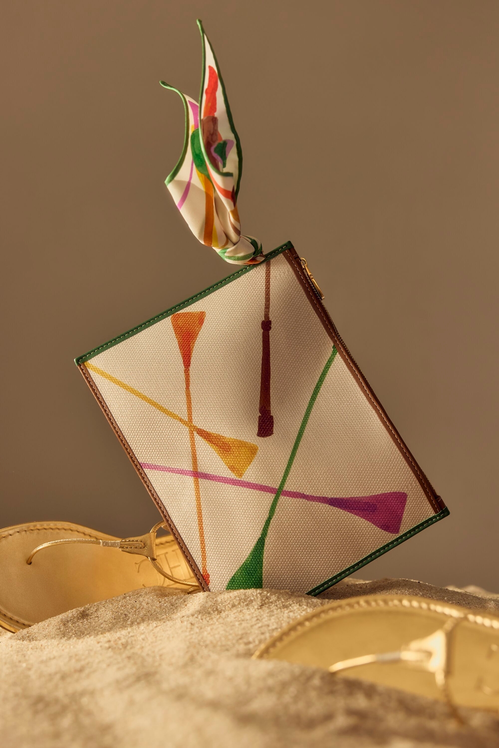 CH SILK CHARMS FUSTA INSIGNIA