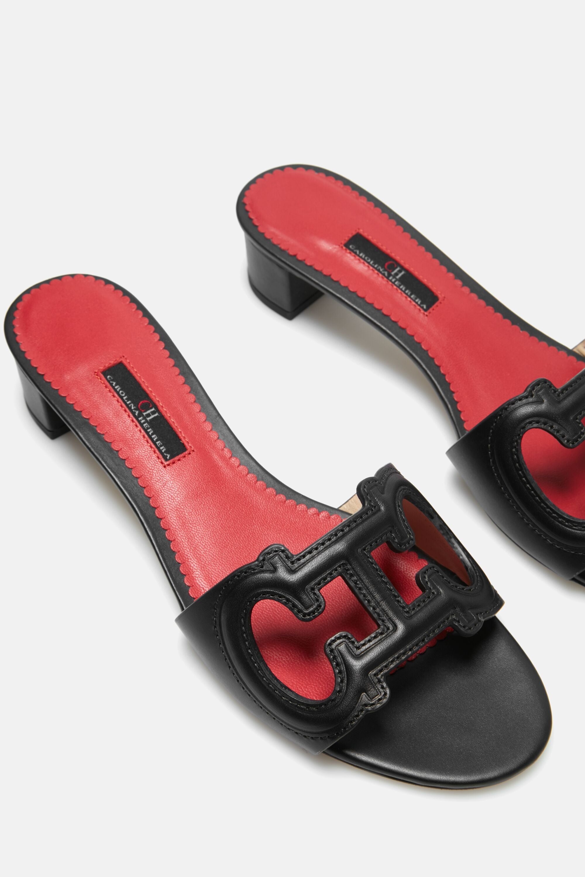 CH Carolina Herrera Black Leather Logo Detail Low Top Sneakers Size 39